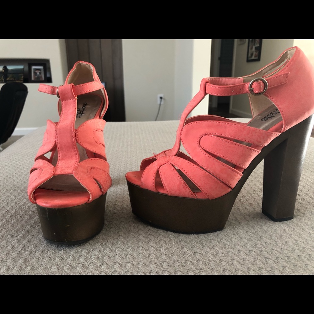 Coral heels
